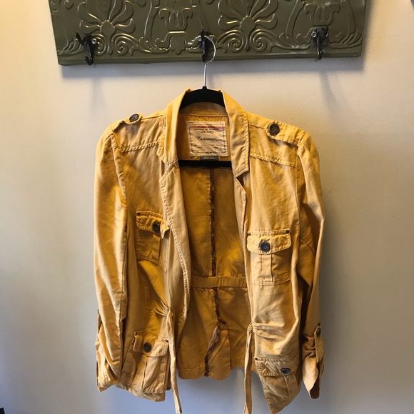 ⛄️❄️5 for $20❄️⛄️ Light jacket/blazer - Picture 2 of 4